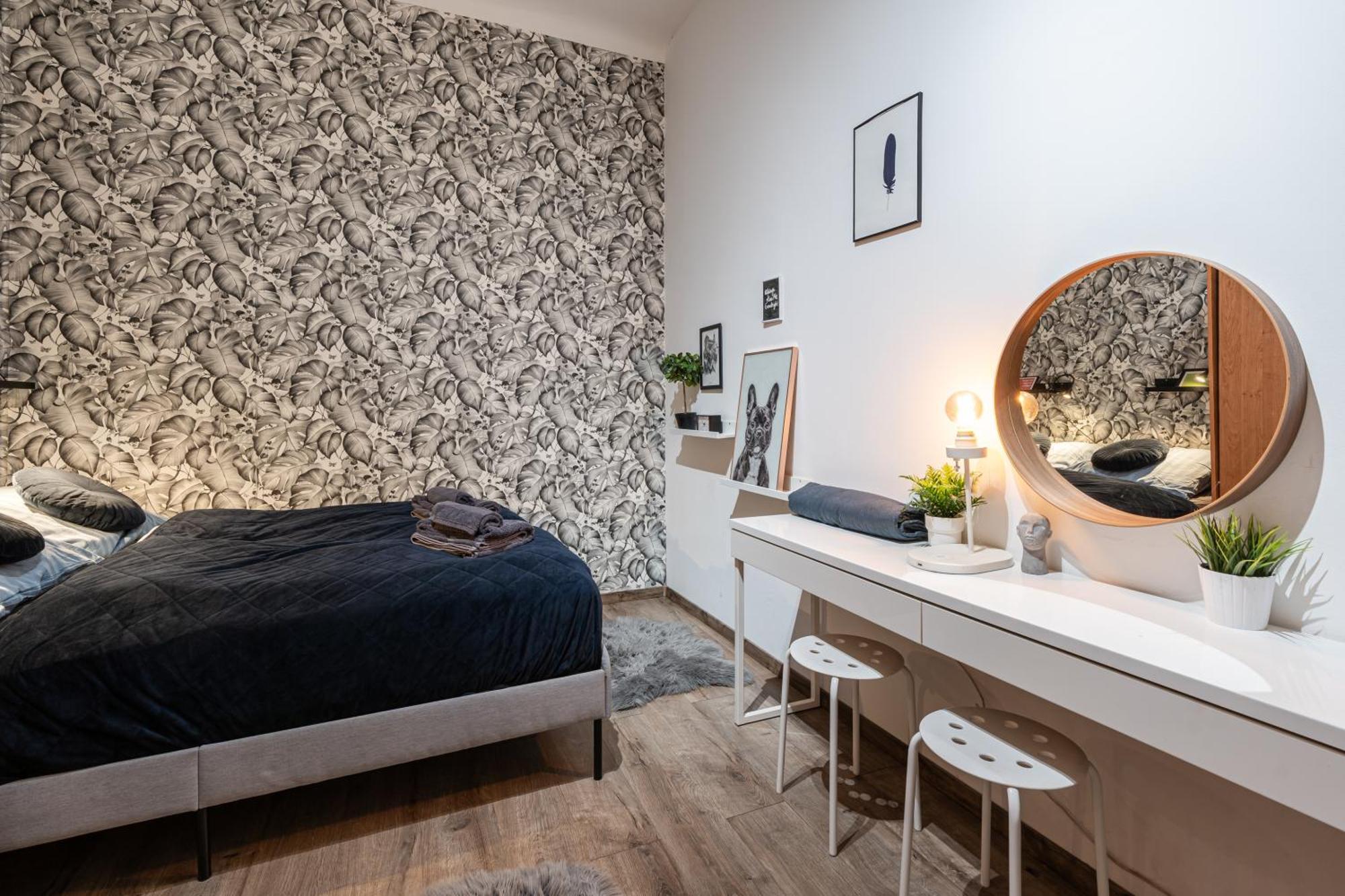 Downtown 13 Boutique Apartment